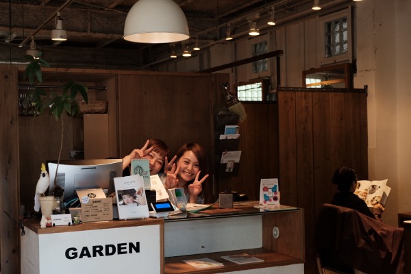 AAAE9856-BCD2-4C60-BC14-3366B88A097B